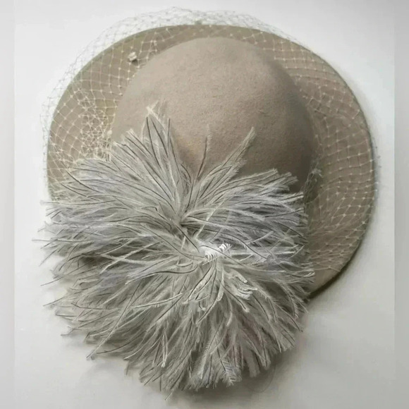 100% wool Michael Haward Elegant Beige and Gray Hats with Veil - Picture 2 of 8